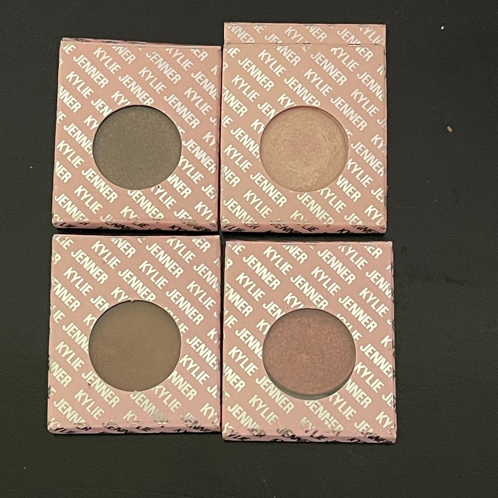 Eye shadow set